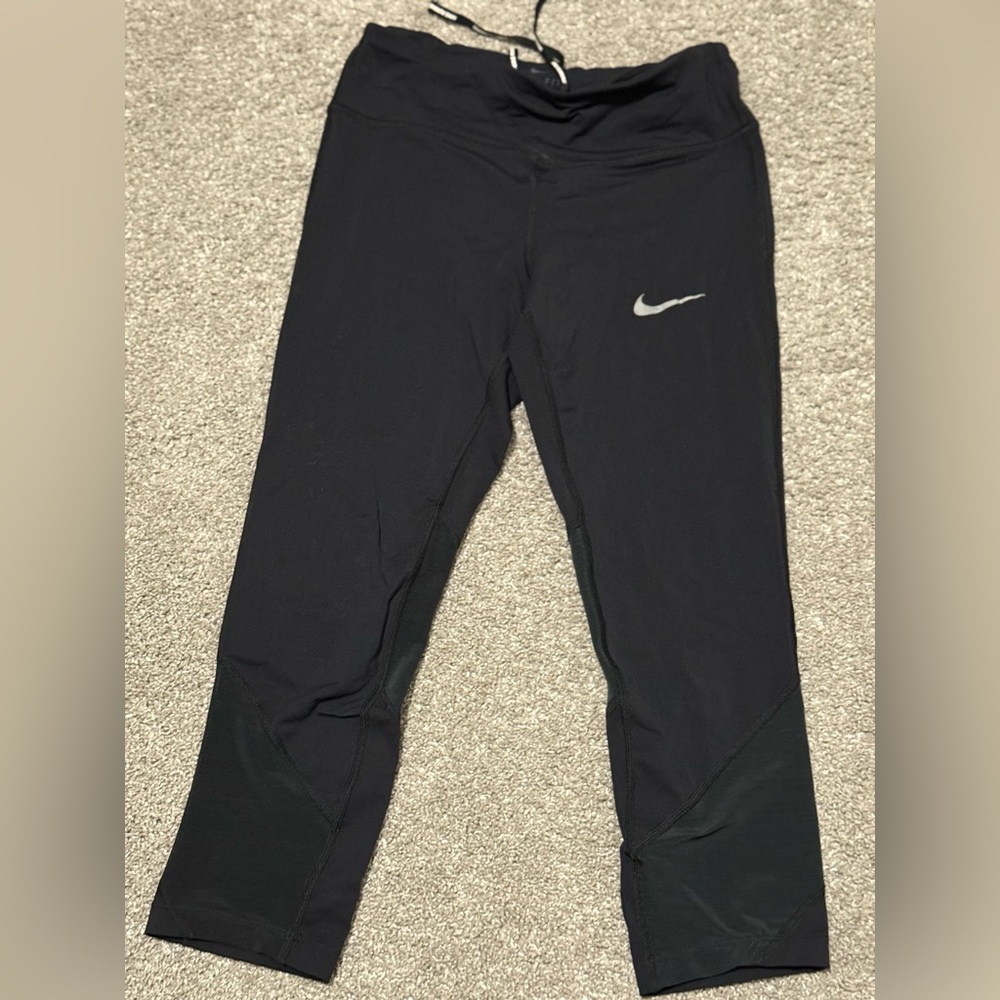 Nike cropped running leggings